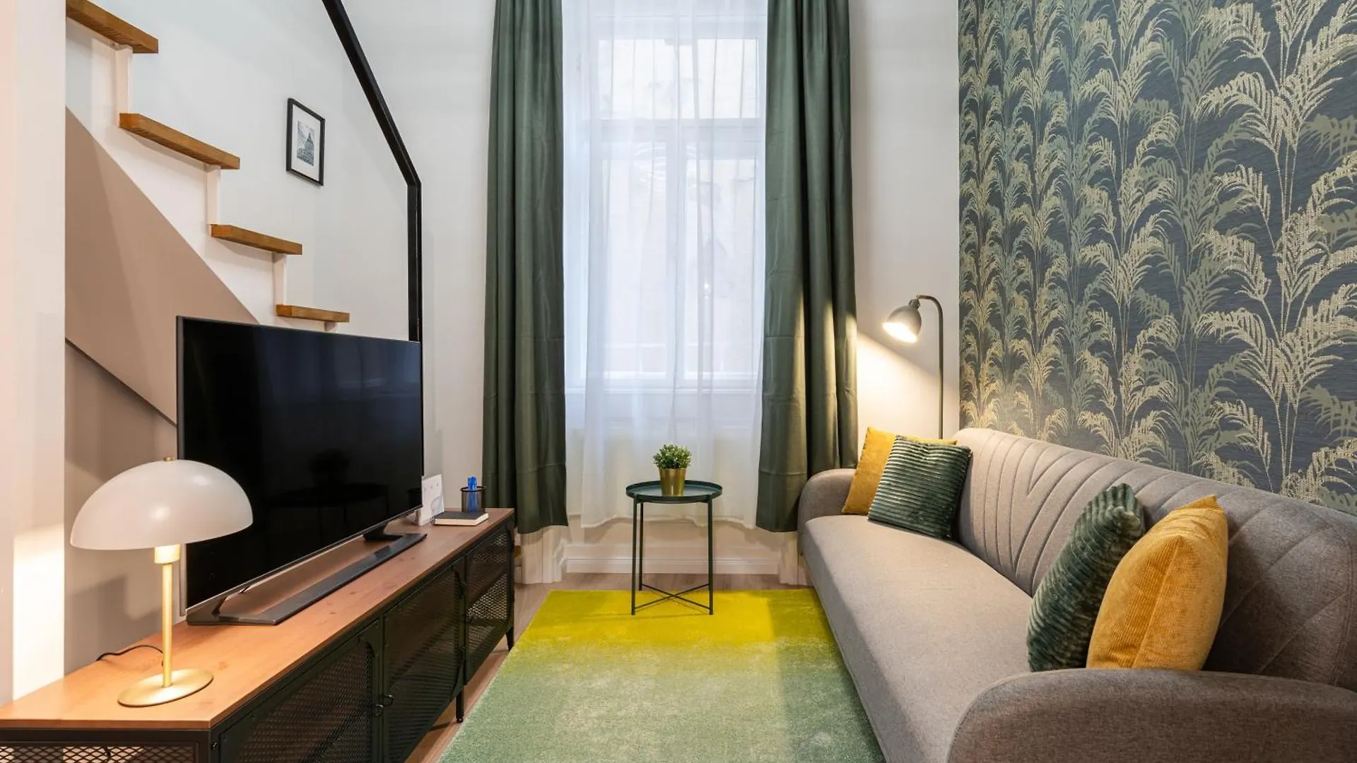 Apple Tree Apartment Budapest