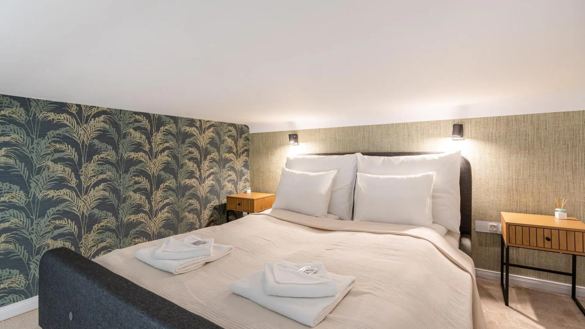 Apple Tree Apartment Budapest